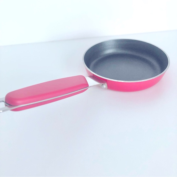 Mini Frying Pan Barbie Pink Single Egg Non-Stick Cooking Utensil Kitchen Decor - Picture 1 of 11
